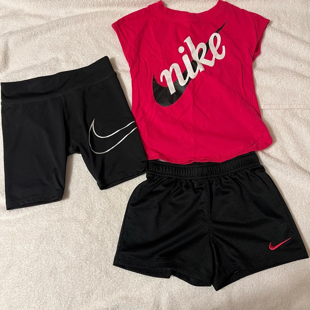 Little Girls Nike 3 piece lot